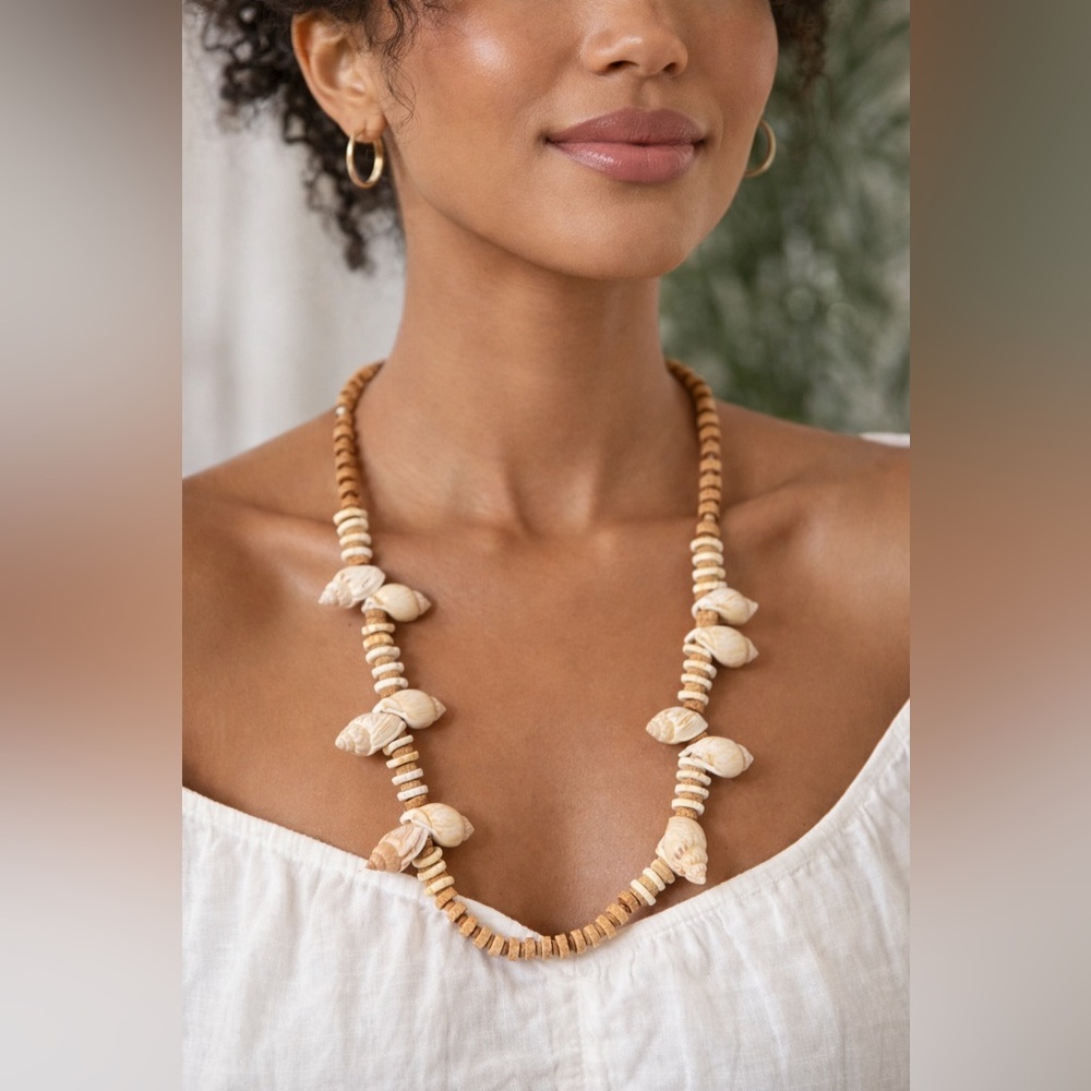 Vintage Signed Miriam Haskell Cork and Genuine Shell Necklace